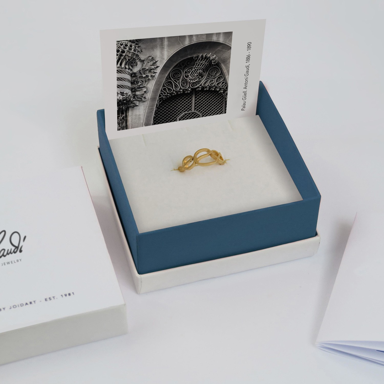 ANILLO DORADO GAUDÍ JEWELRY PALAU GÜELL