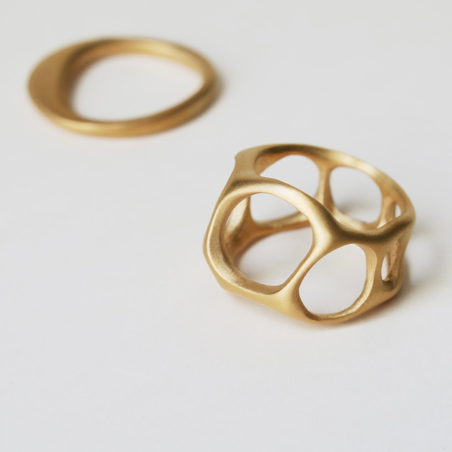 ANILLO DORADO GAUDÍ JEWELRY CASA MILÀ