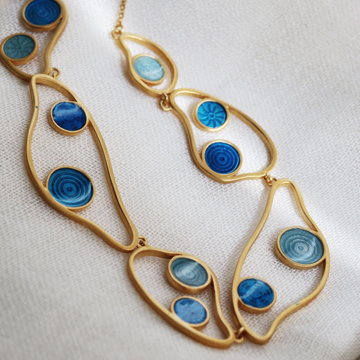 COLLAR DORADO GAUDÍ JEWELRY CIBAS 4