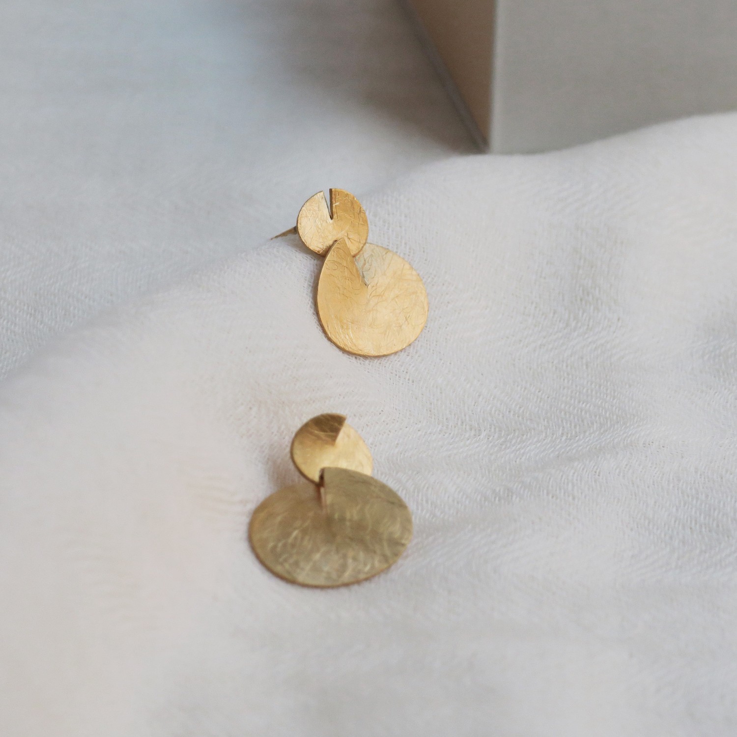 BOUCLES D'OREILLES DOUBLES DORÉES TAGLIO 3