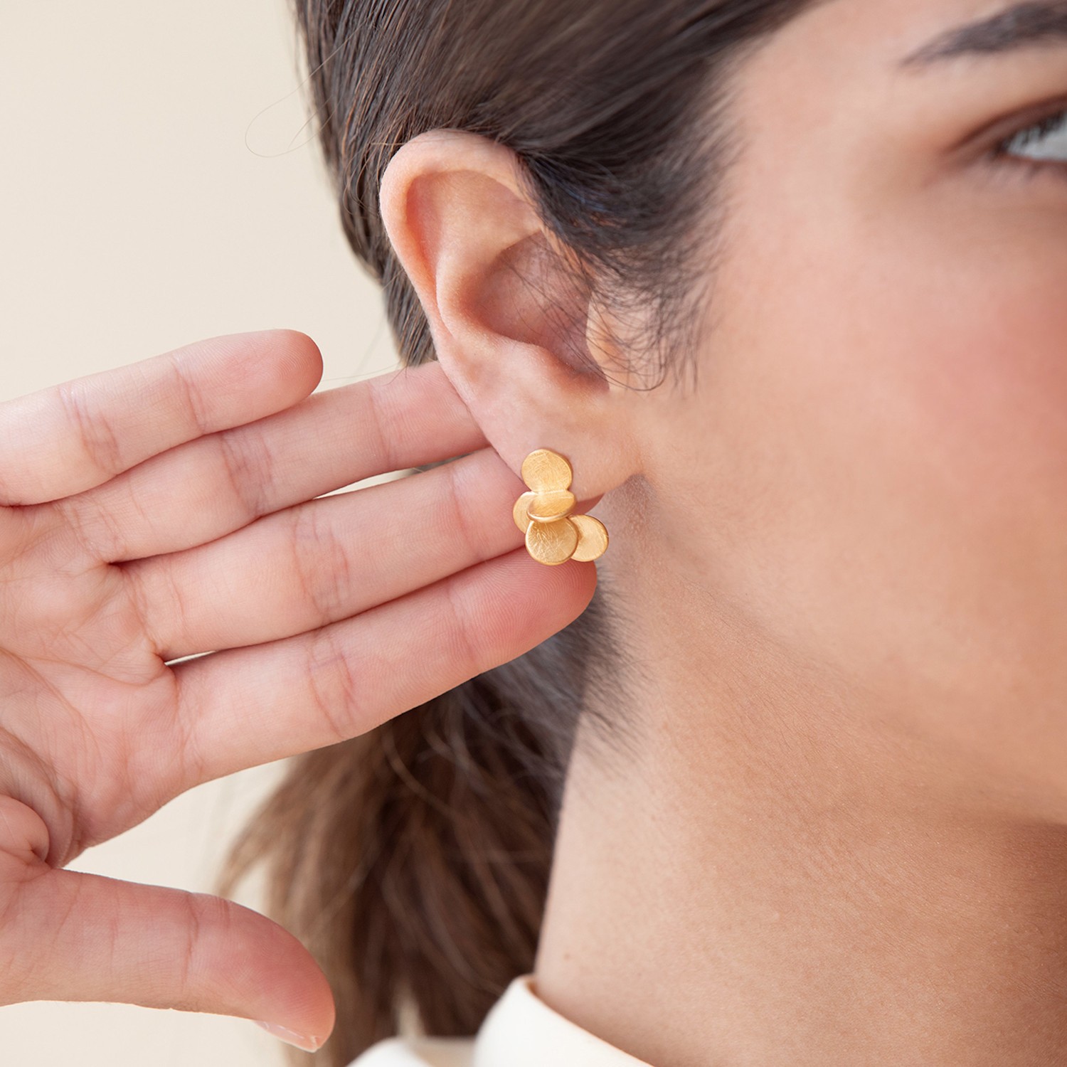 BOUCLES D'OREILLES DORÉES ARAI MOYENNES