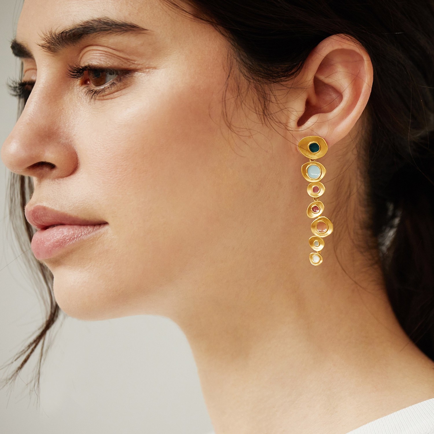 PENDIENTES LARGOS DORADOS FAVORITA COLORS