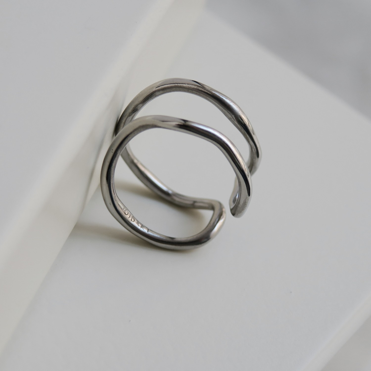 SILVER WOMEN'S RING CULIP 2