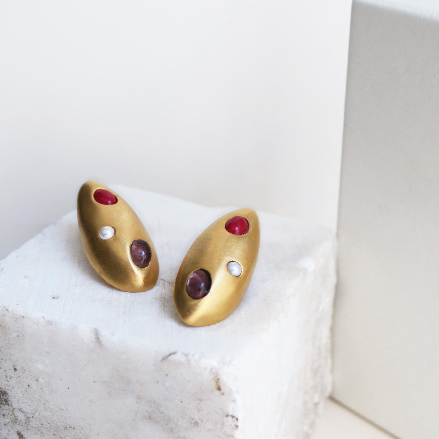 PENDIENTES DORADOS ADDAIA