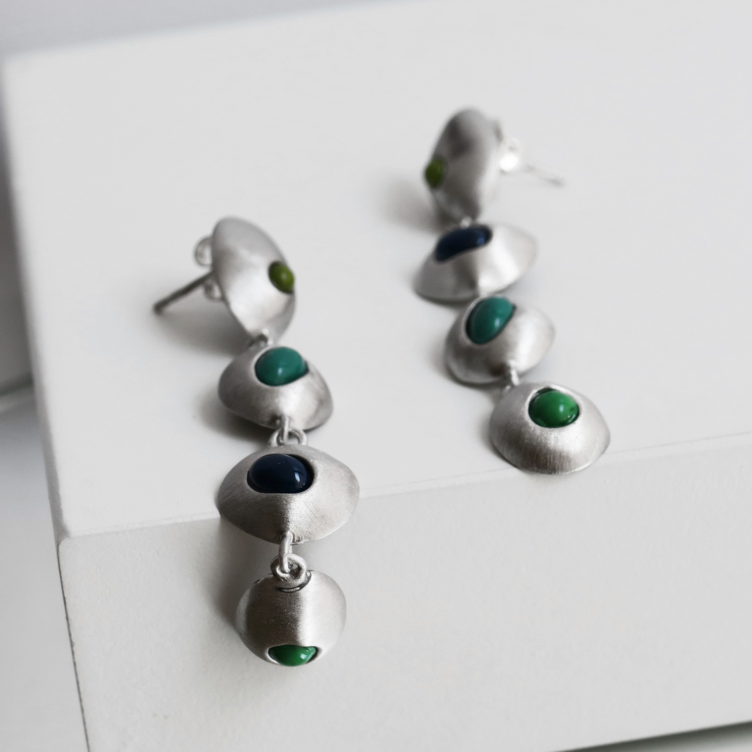 PENDIENTES DE PLATA LARGOS ADDAIA