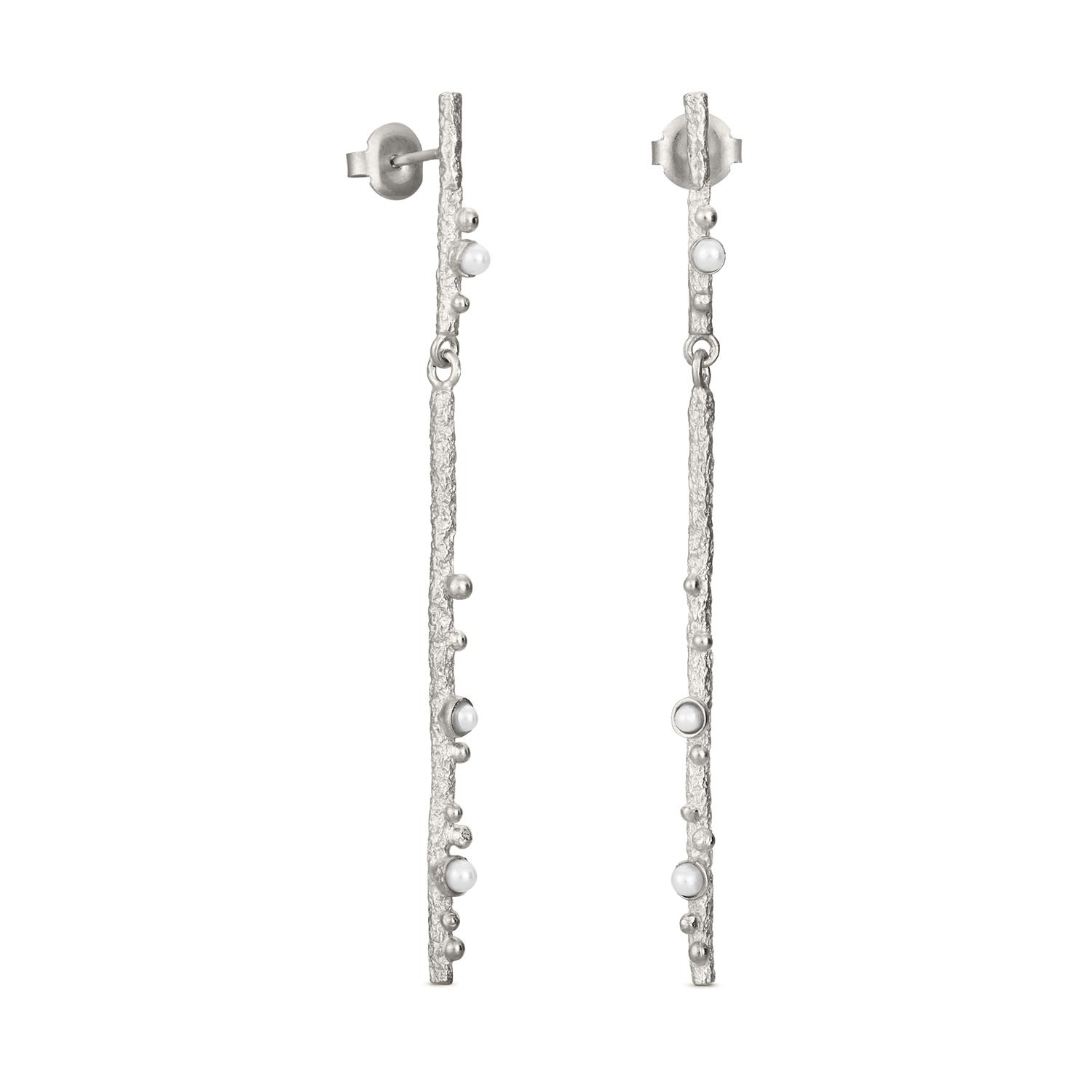 PENDIENTES LARGOS PLATEADOS GUSPIRA