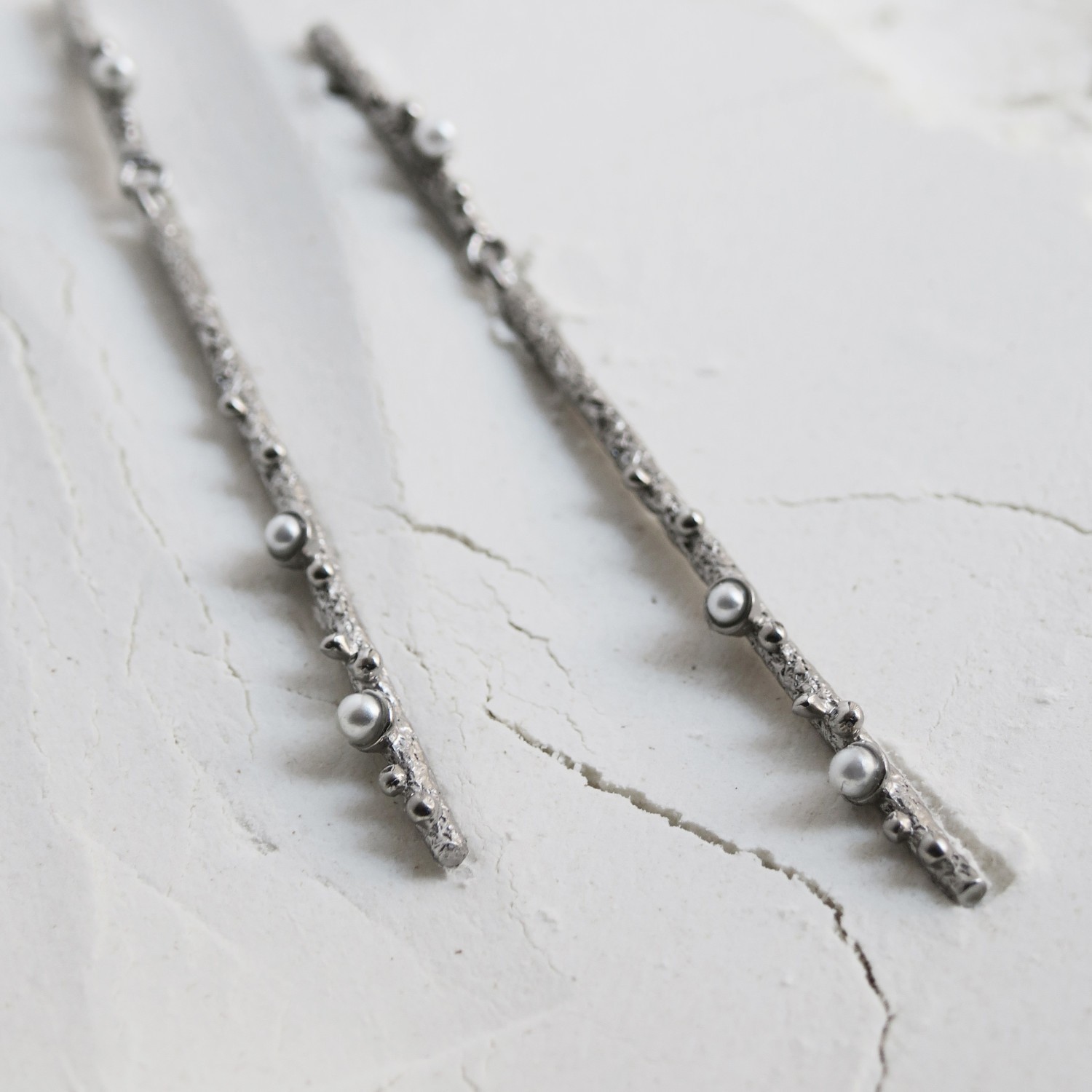 PENDIENTES LARGOS PLATEADOS GUSPIRA 3