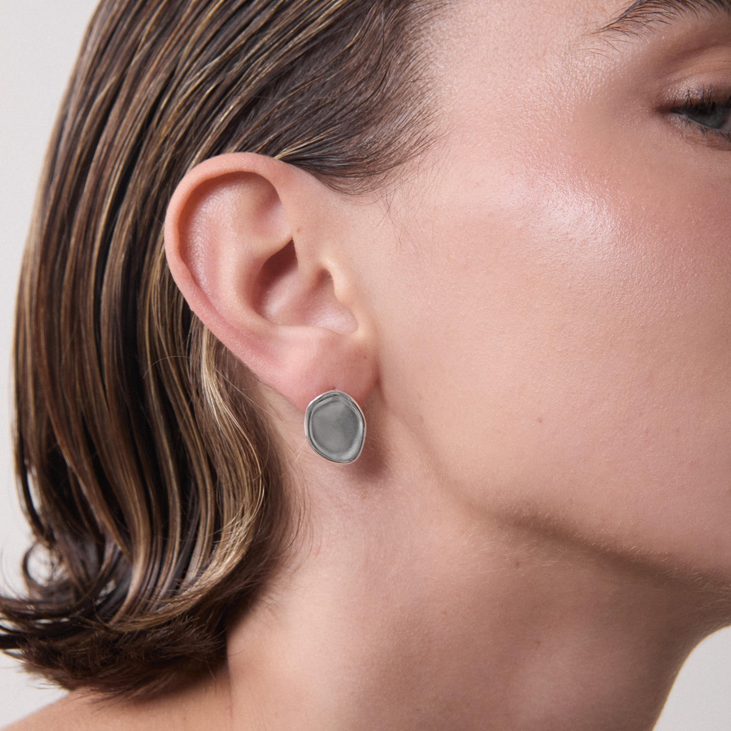 PENDIENTES PEQUEÑOS PLATEADOS CALA 1