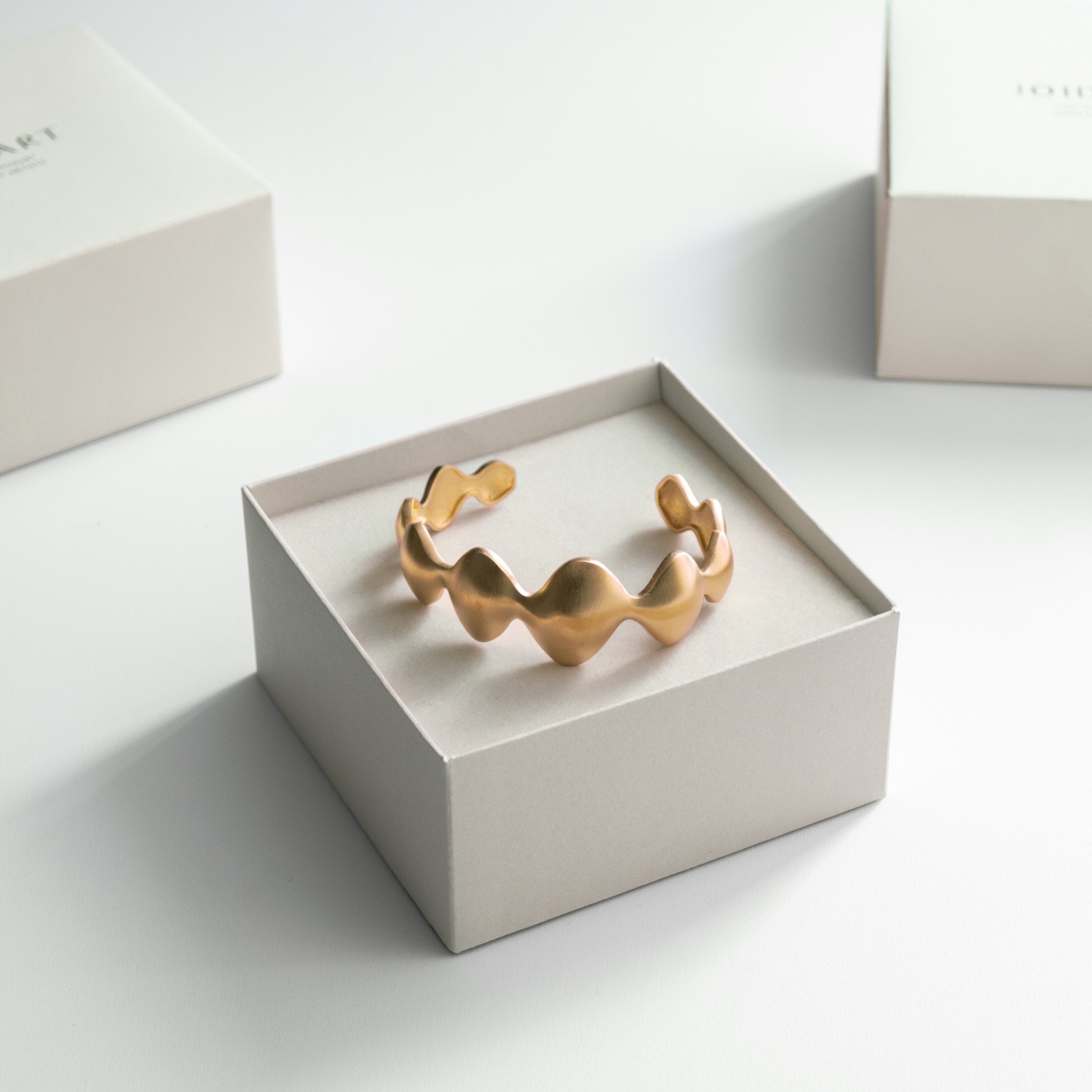 PULSERA DORADA SINUARA 4