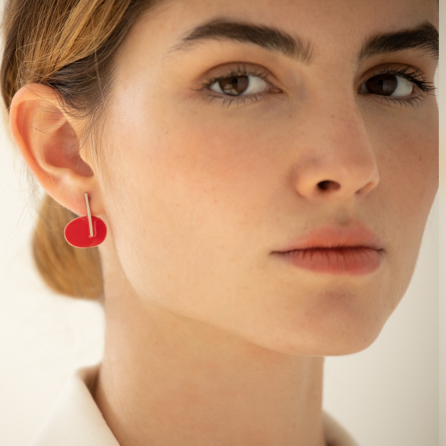 PENDIENTES PLATEADOS ROJO MIRÓ JEWELRY 1